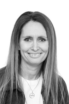 Mette K. Hjortlund